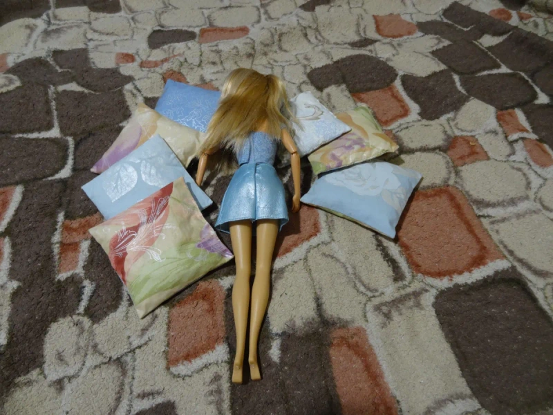 Шарнирная кукла Барби Калифорния Mattel Barbie Cali Girl 2004 — фото 5