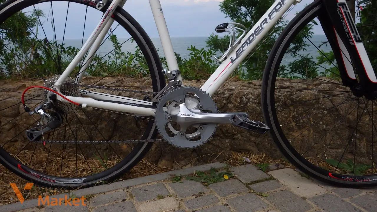 Шосейний велосипед LeaderFox Runner 700C, карбонова вилка Focus, Shimano Tiagra — фото 6