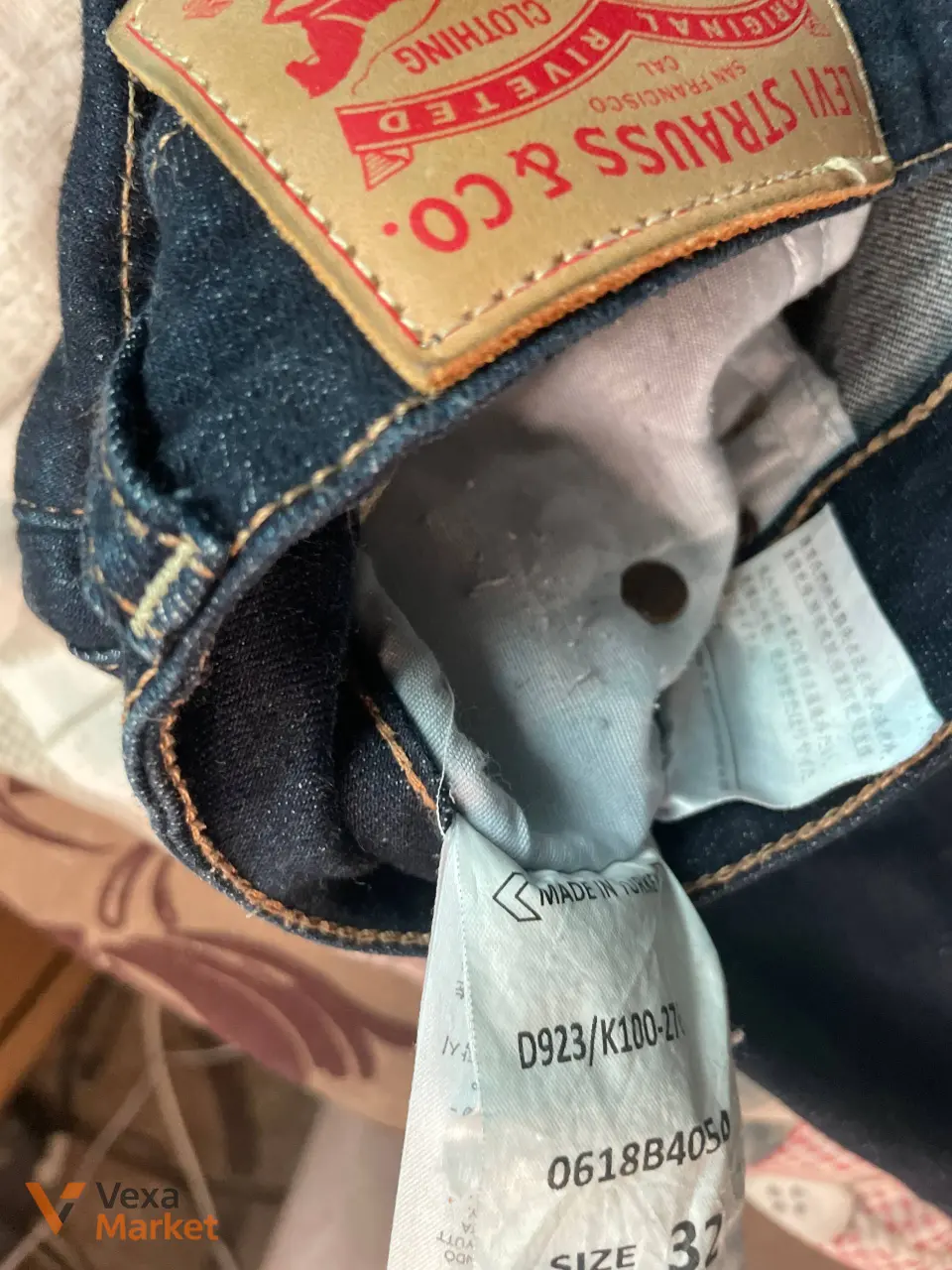 Штаны Levi Strauss & Co.