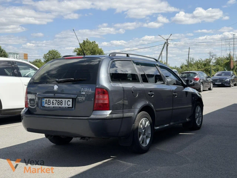 Skoda Octavia 2010 Газ/Бензин 1.6 л. — фото 3