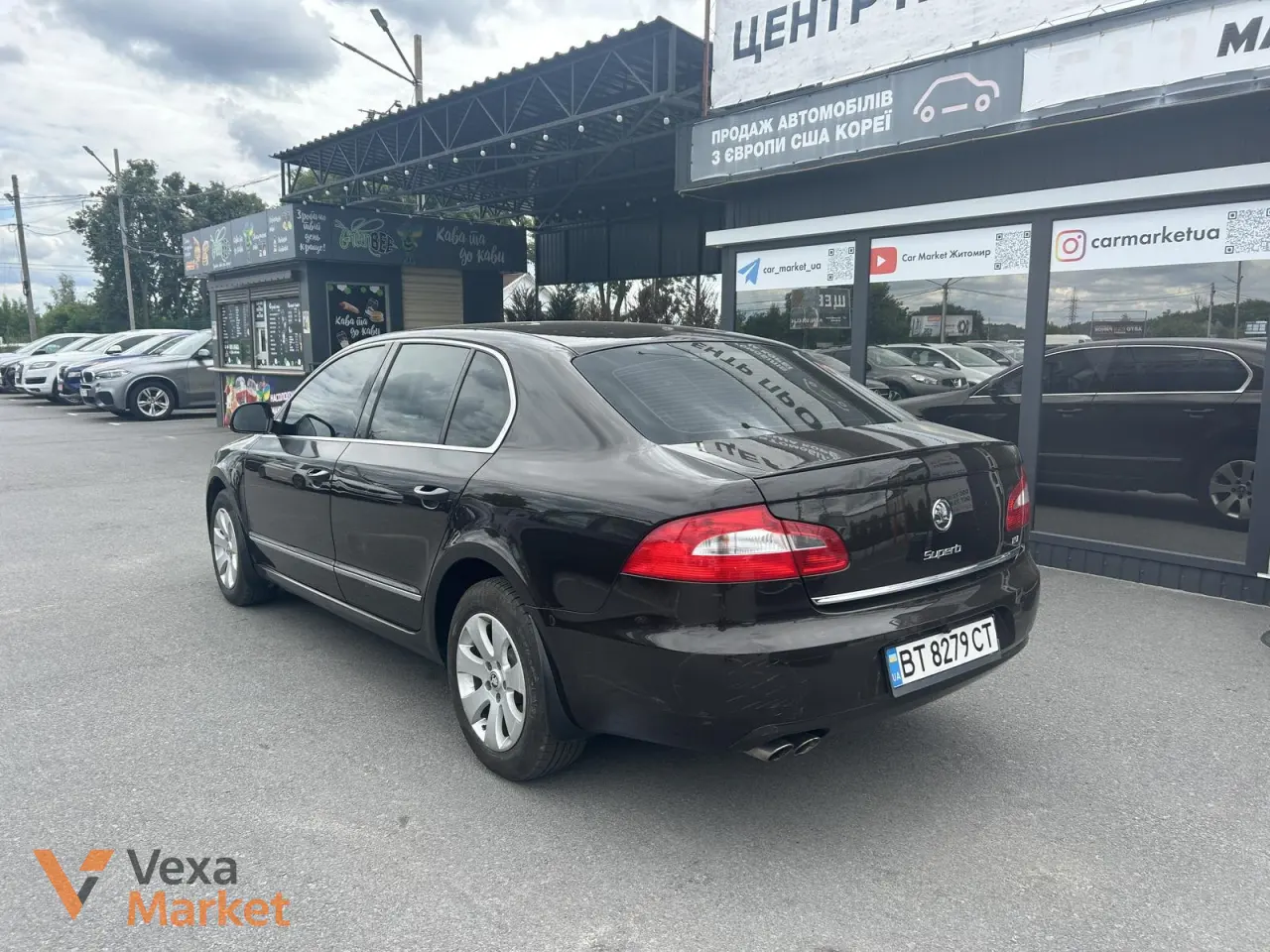 Skoda Superb II покоління 2012 Бензин 1.8 л. Коричневий — фото 3