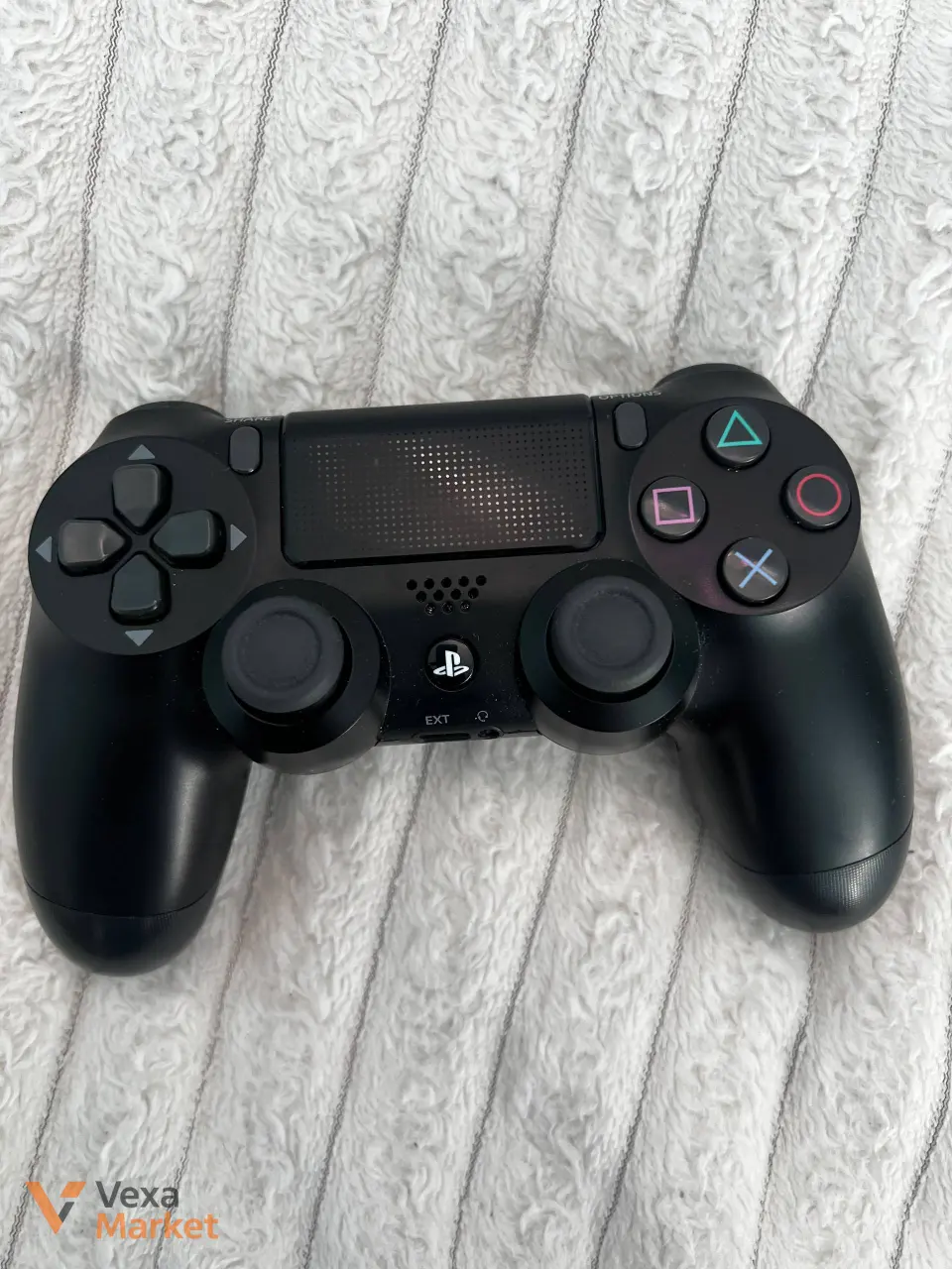 Sony PlayStation 4 Proшита, багато ігор