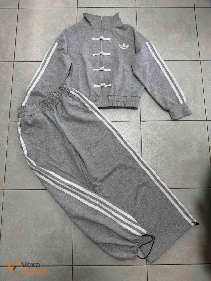 Стильний костюм Adidas бомбер і штани палаццо — фото 4