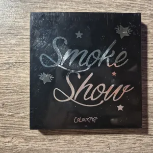 Палетка тіней Colourpop Blowin Smoke (Smoke Show)