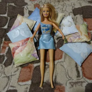 Шарнирная кукла Барби Калифорния Mattel Barbie Cali Girl 2004