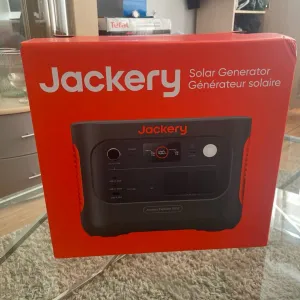 Станція Jackery Explorer 1000 V2