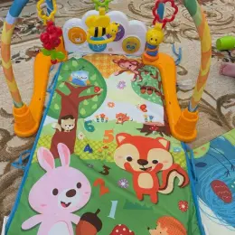 Развивающий коврик WinFun Grow-with-Me Convertible Activity Gym