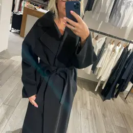 MaxMara Weekend Довге пальто з поясом