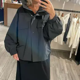 Куртка MaxMara Weekend оверсайз з водовідштовхувального полотна