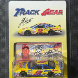 1997 Ford Thunderbird #9 Jeff Burton Track Gear 1:64 Scale Die-cast Model Car