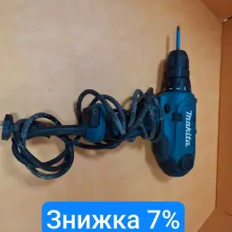 Шуруповерт MAKITA DF0300
