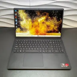 Ноутбук Dell Inspiron 3535 Ryzen 5 7520U, 15.6" Full HD IPS 120Hz, 8GB DDR5, 512GB SSD, Radeon Graphics 2GB, 2024