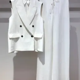 Костюм MaxMara Studio з льону