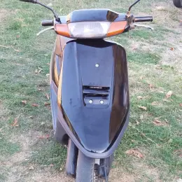 Розбір Honda Tact AF24: Полік, Сідушка, Клюв, Боковушки, Пластик під кермом, Карбюратор Motoforce 17.5, Впуск Motoforce, Кришка варіатора