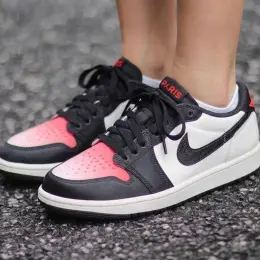 Air Jordan 1 Retro Low OG PSG