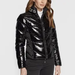Демісезонна куртка Calvin Klein Jeans чорна
