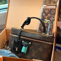 Louis Vuitton Сумочка