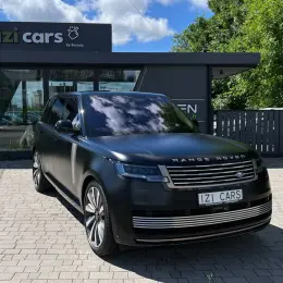 Land Rover Range Rover SV 2023 4.4 бензин чорний матовий