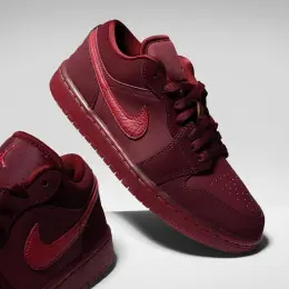Nike Air Jordan 1 Low бордовые