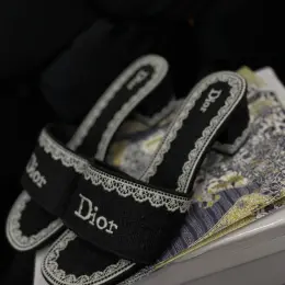 Dior Жіночі шльопанці