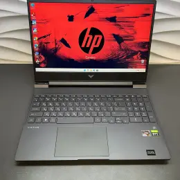 Ігровий ноутбук HP Victus 15 з процесором Ryzen 7 5800H, 16Gb DDR5, RTX 3050Ti