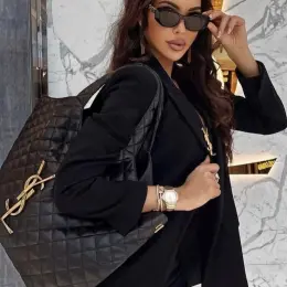 Сумка YSL Saint Laurent з м'якої шкіри