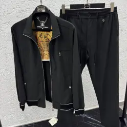 Чоловічий костюм Brunello Cucinelli