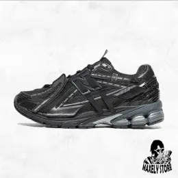 New Balance 1906A Black Dark Silver Metallic