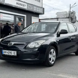 Hyundai i30 2010 1.4 л Бензин Сірий