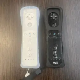 Джойстики для Nintendo Wii (оригинал и реплика)
