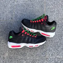 Nike Air Max 95 "Worldwide" 41 размер