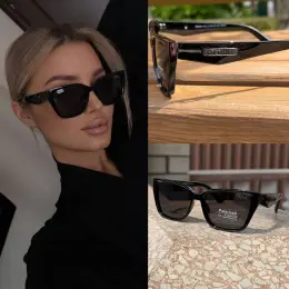 Сонцезахисні окуляри Dior
