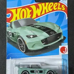 Hot Wheels Mazda MX-5 Miata 2015