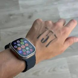 Apple Watch Ultra 2 Titanium