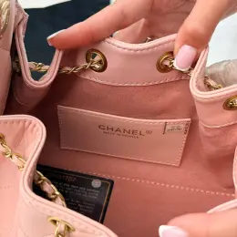 Chanel Hobo сумка натуральна шкіра рожева 22 x 20 см