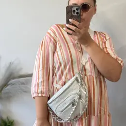 Сумка Steve Madden біла з екошкіри зі стразами