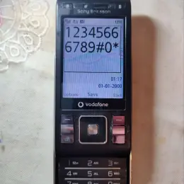 Sony Ericsson телефон с камерой 8.1 Мп, GPS, 3G, Wi-Fi