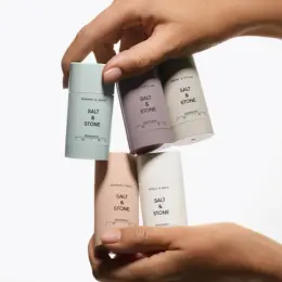 Salt & Stone Aluminum-Free Deodorant - Сандалове дерево та ветивер, Бергамот та хінокі, Шафран та кедр, Чорна троянда та уд