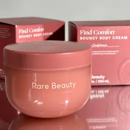 Rare Beauty Find Comfort Awaken Confidence Bouncy Body Cream 250 ml