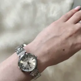 Guess Женские часы