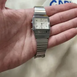 Casio Аналогово-цифровые часы