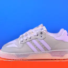 Adidas Rivalry Low IH2597 43 р. (27.5 см)