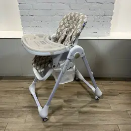 Стільчик для годування