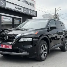 Nissan Rogue 2021 Чорний