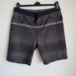 Hurley плавальні шорти розмір 32/М