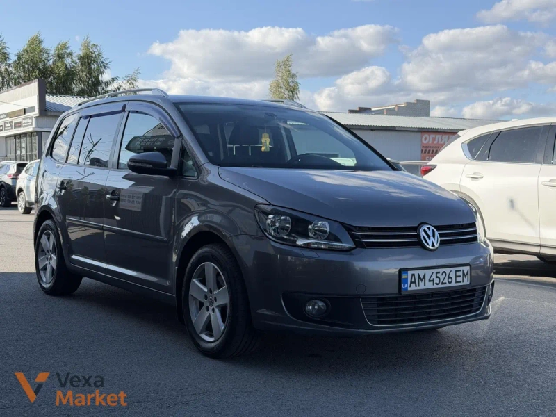 Volkswagen Touran 2012 Дизель 2.0 Автомат Сірий — фото 2
