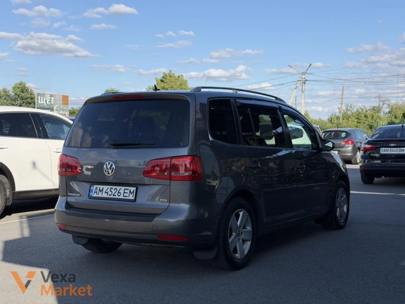 Volkswagen Touran 2012 Дизель 2.0 Автомат Сірий — фото 3