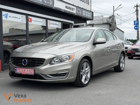 Volvo S60 2013 2.5 л Бензин Автомат Полный привод