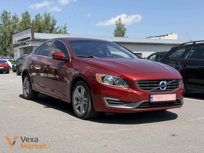 Volvo S60 2014 Бензин 2.5л Автомат Полный привод Красный — фото 2