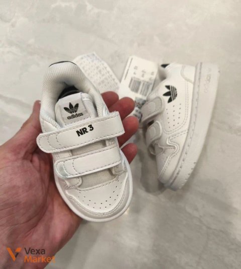 Adidas детские кроссовки